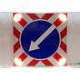 Светодиодный дорожный знак 4.2.2 спецтехника красно белый фон купить по недорогой цене от производителя со склада в Москве