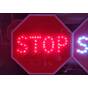 Светодиодные дорожные знаки светящийся квадратный на щите мигающий купить по недорогой цене от производителя в Москве